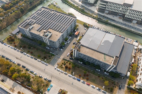 Smart BESS Solutions facility for containerized energy storage, photovoltaic containers, lithium outdoor cabinets, and off-grid inverter assembly